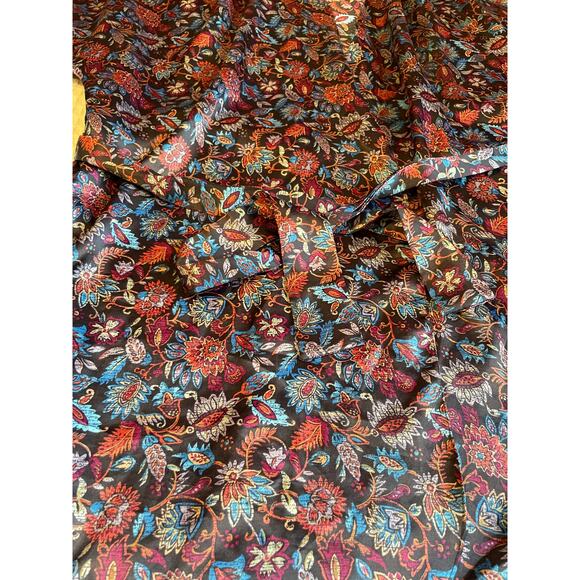 Fantasies by Morgan Taylor Black Floral W/ Lace Trim Short Robe One Size - Picture 10 of 13